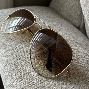 Rayban gold and brown Aviator sunglasses with case